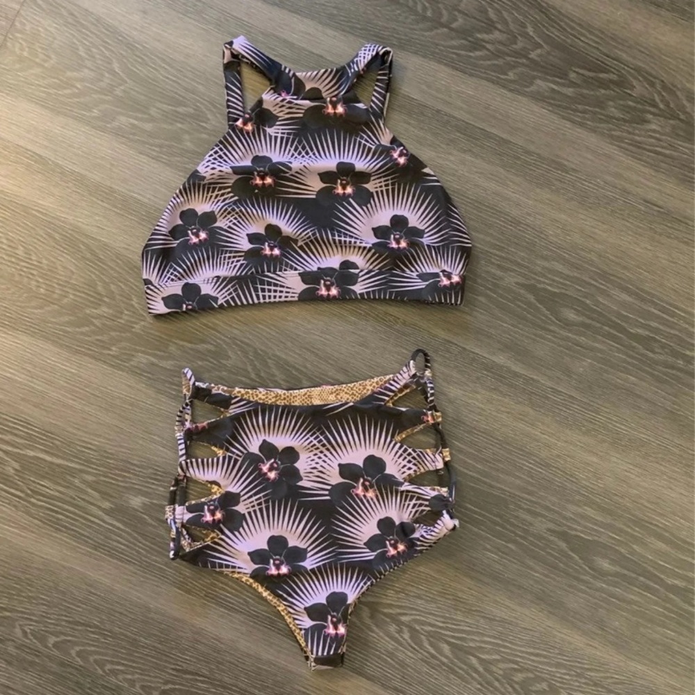 Acacia Set
